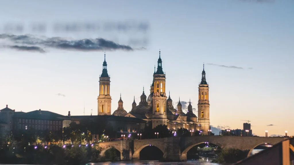 plan de tarde Zaragoza sábado: Plan de tarde en Zaragoza un sábado: más allá del centro comercial
